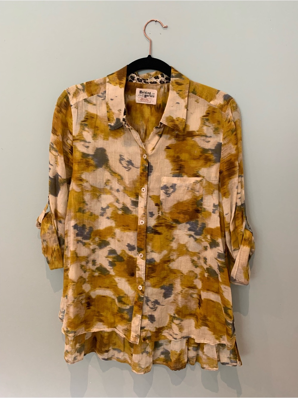 Anthropologie HOLDING HORSES Mustard & Cream Abstract Tie-Dye Button-Down Shirt